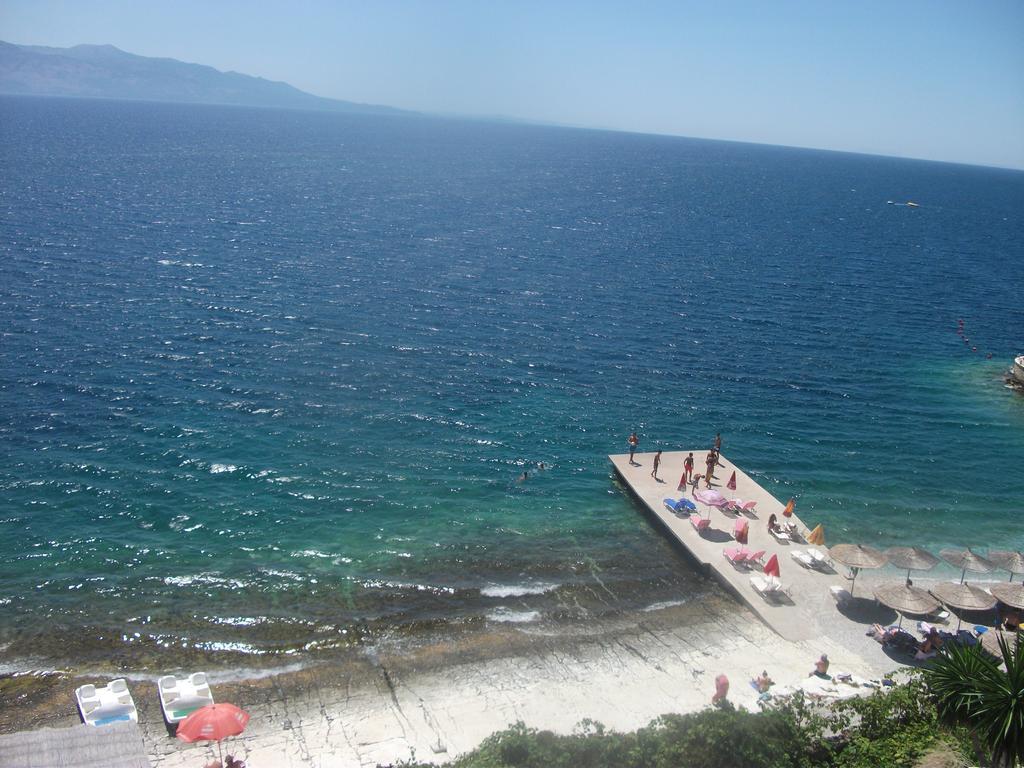 Hotel Piccolino Saranda Kültér fotó